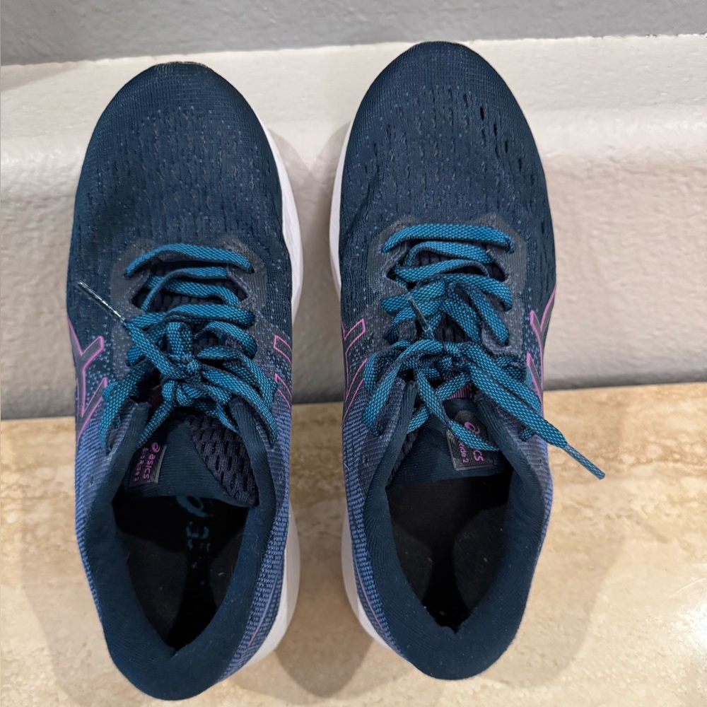 Asics EvoRide 2 in Navy and Teal